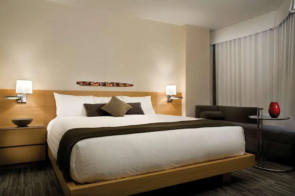 The Listel Hotel Vancouver