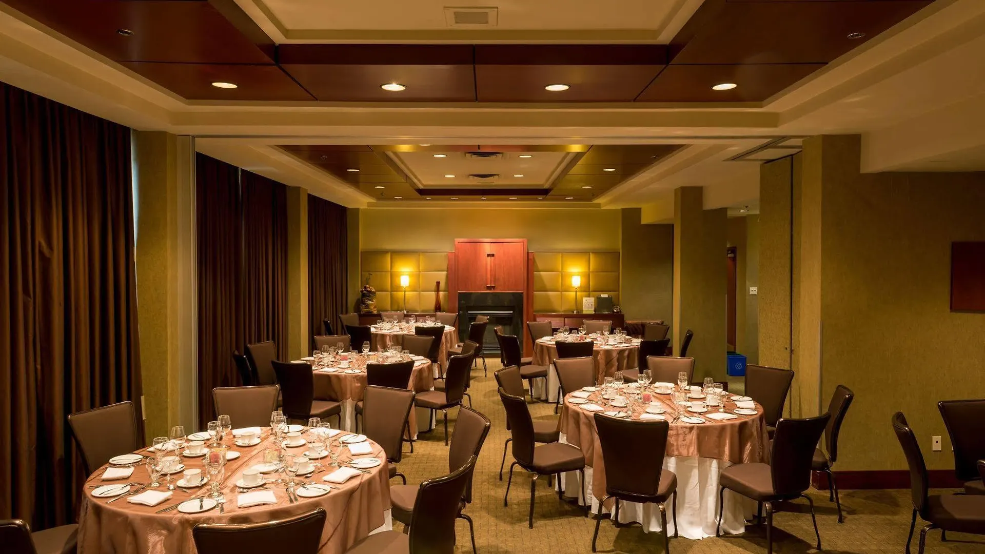 The Listel Hotel Vancouver 4*,  Canada